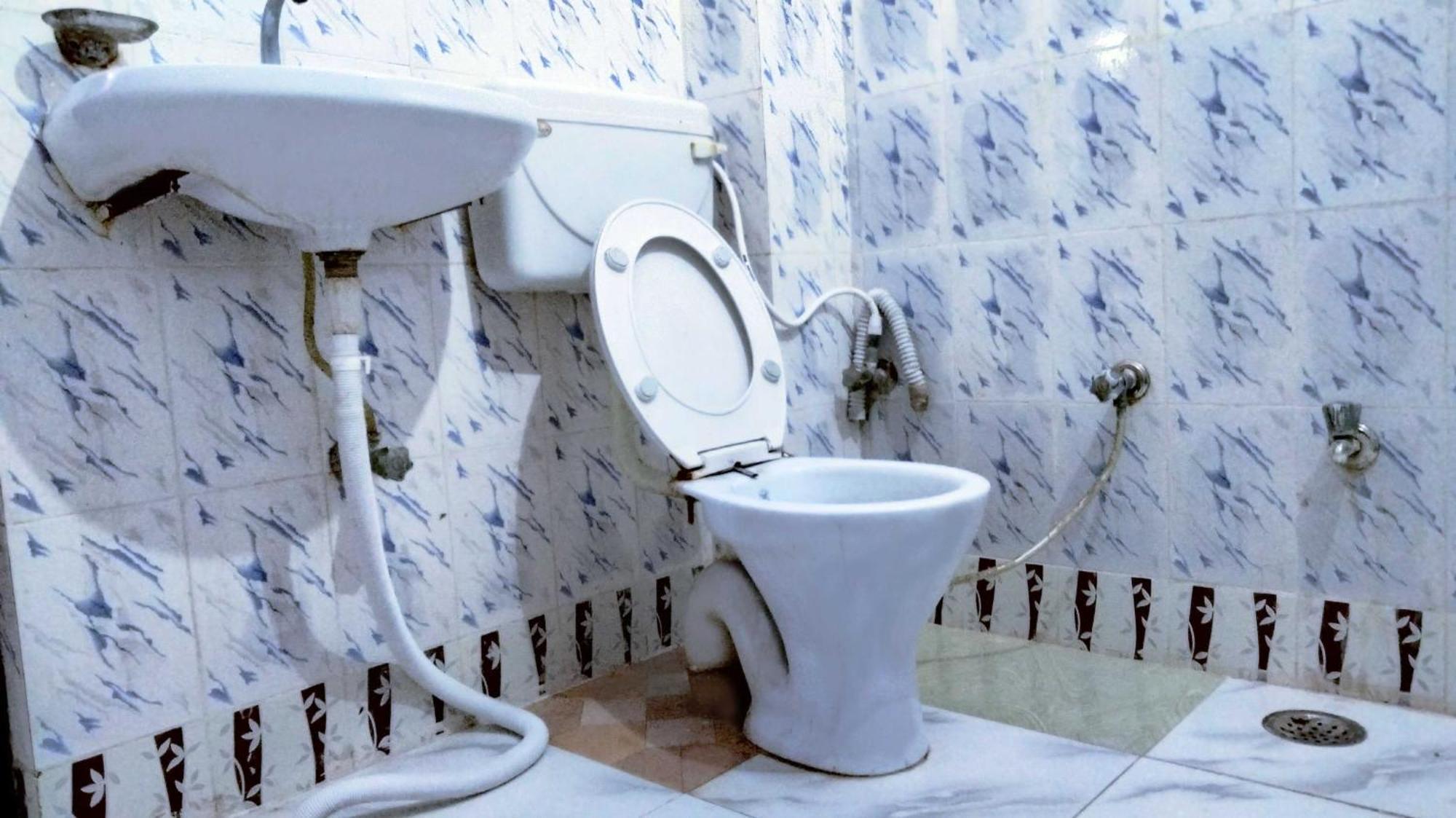 Hotel O Gracious Inn Lucknow Dış mekan fotoğraf