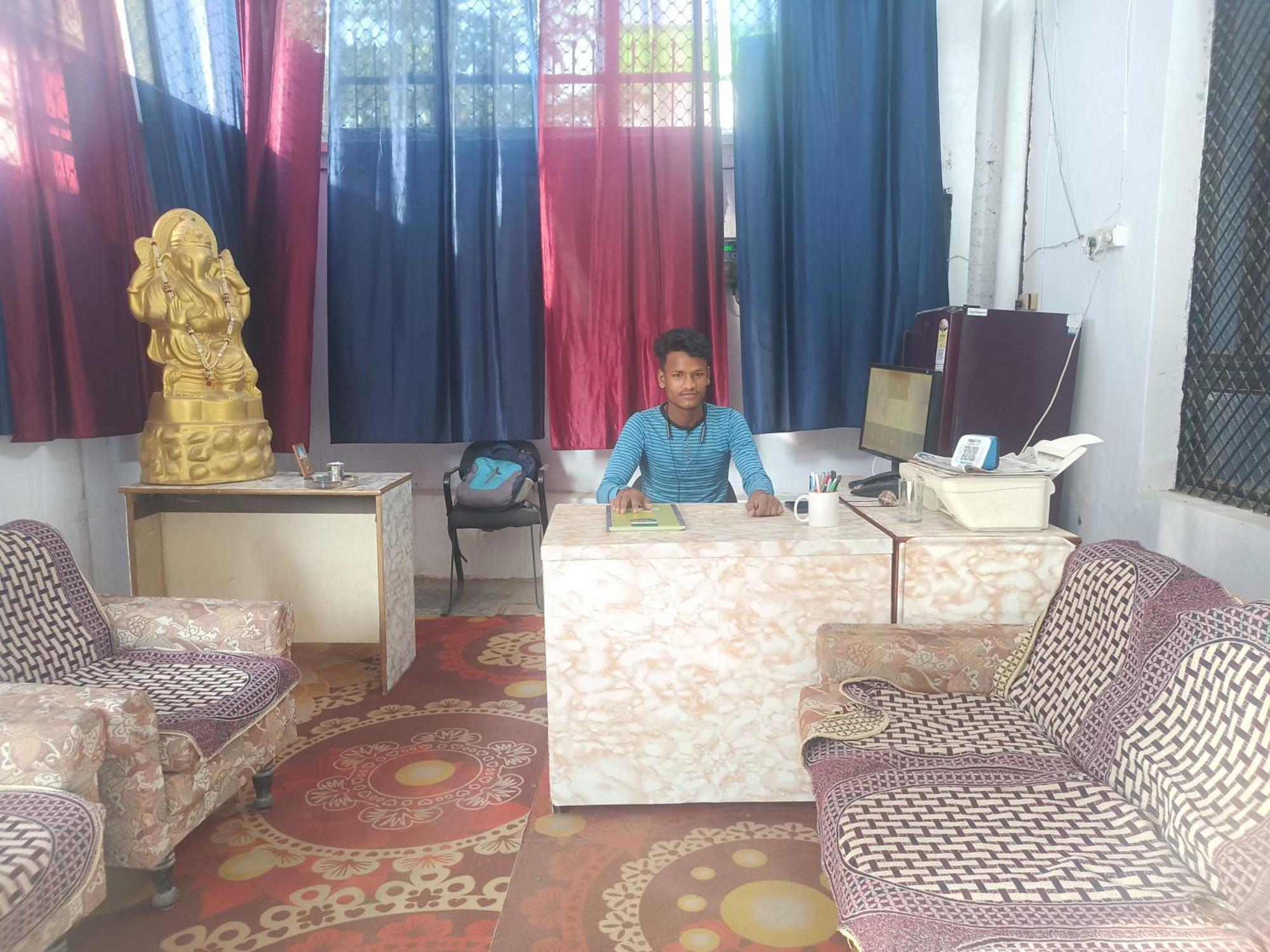 Hotel O Gracious Inn Lucknow Dış mekan fotoğraf